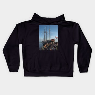 Under the stern Kids Hoodie